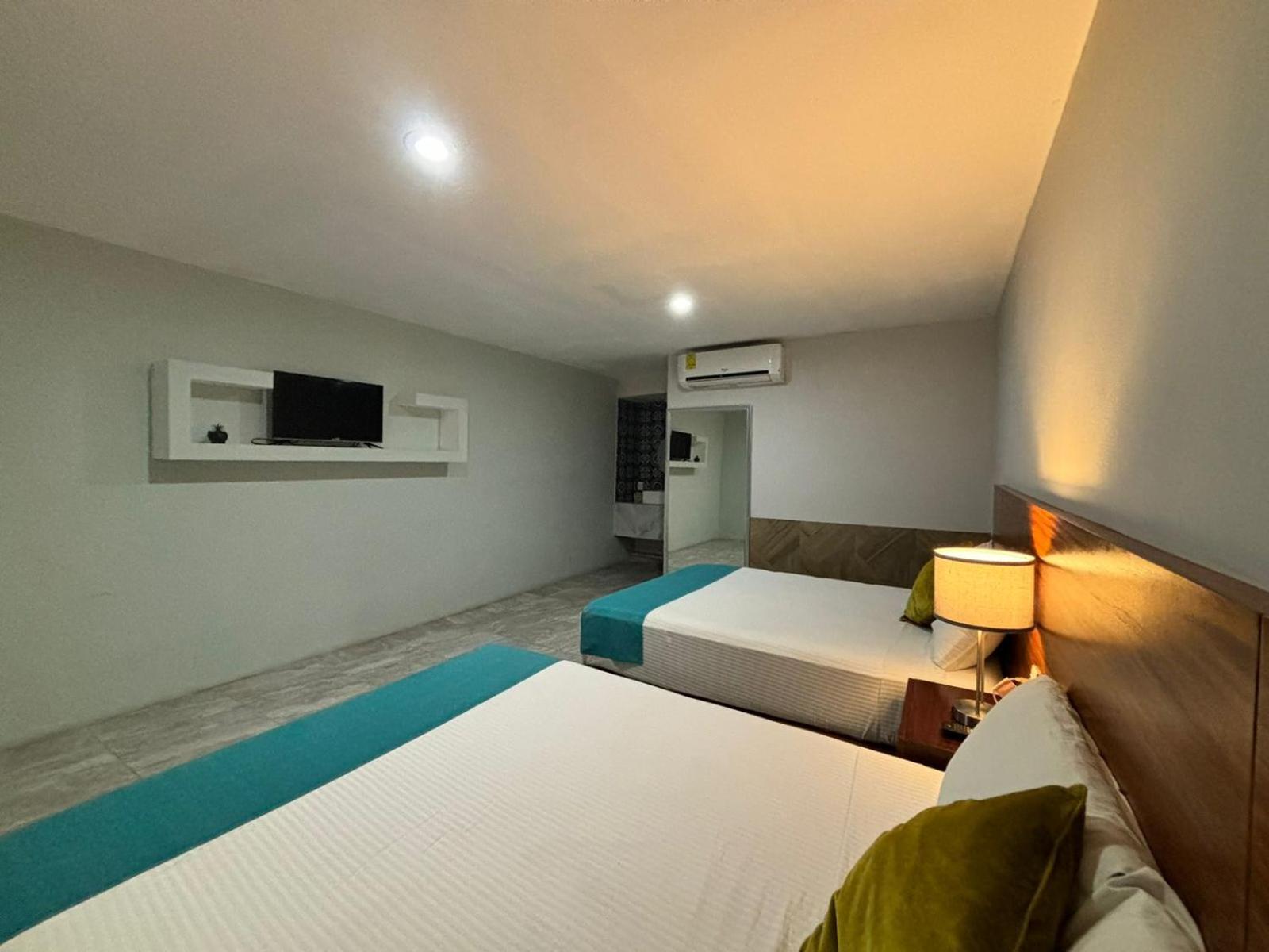 Hotel Awazul בקאלאר מראה חיצוני תמונה